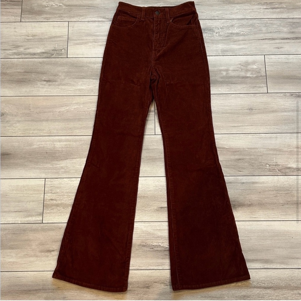 Levi's Premium 70s High FLARE rust corduroy pants size 24